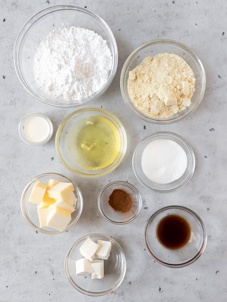 all of the ingredients needed to make cinnamon roll macarons