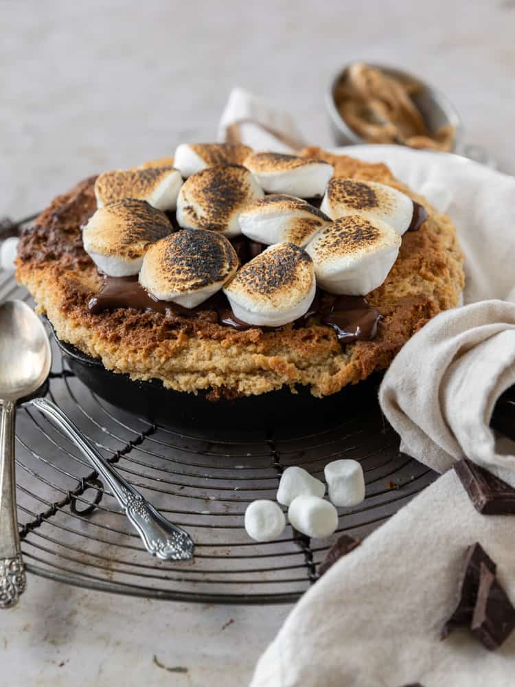 A close up of a s'mores skillet cookie