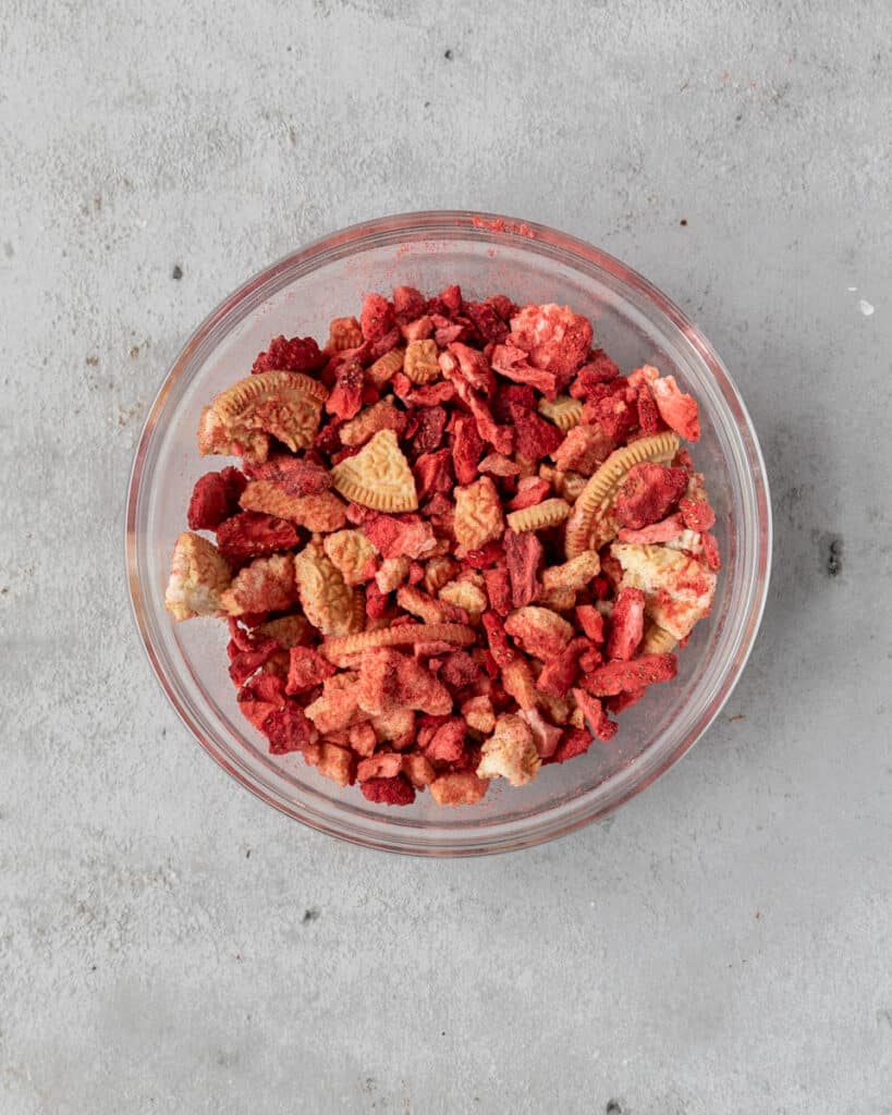 the strawberry crunch mixture combined in a bowl