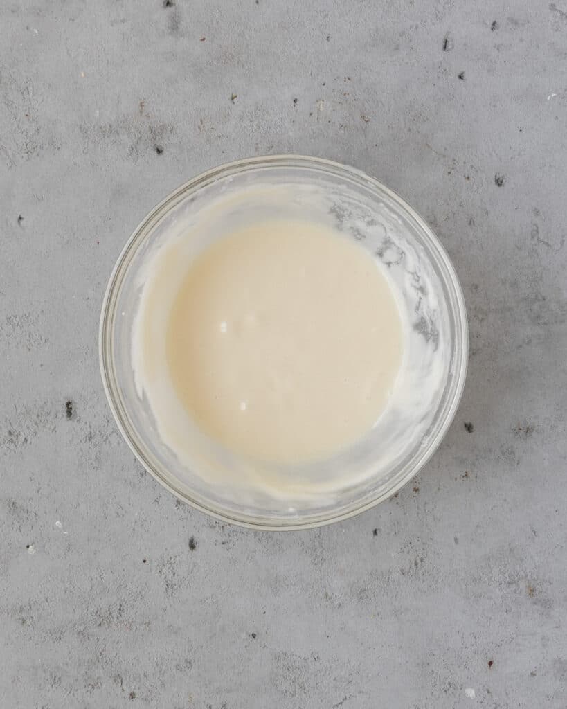 the vanilla glaze in a bowl
